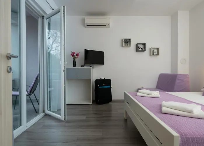 Greta & Ivona Appartement *