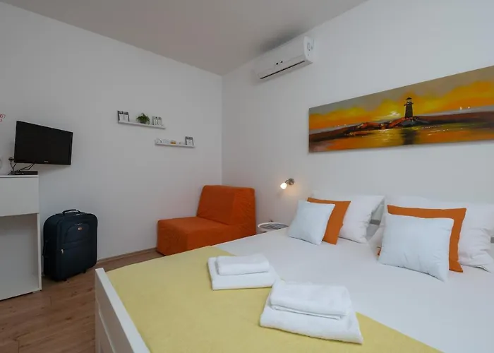 Apartment Greta & Ivona Pula