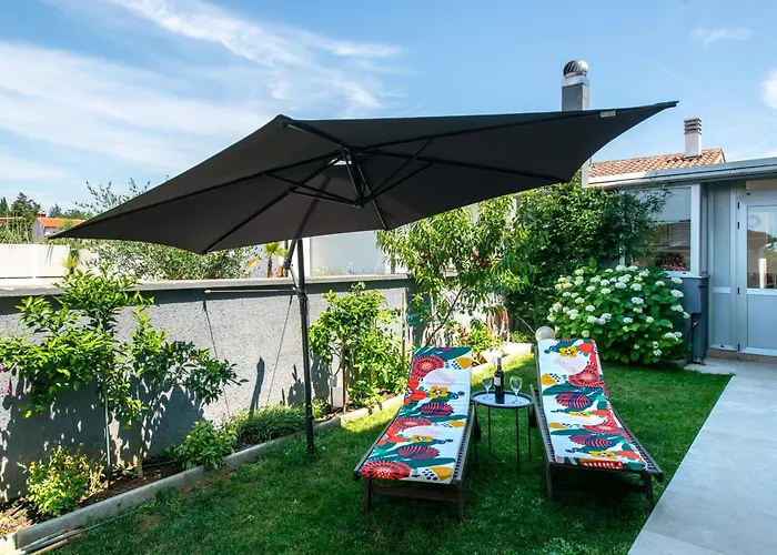 Greta & Ivona Apartment *