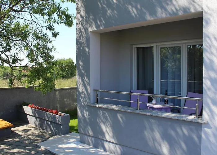 Apartment Greta & Ivona *